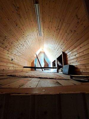 Wohnhaus - Dachspitz