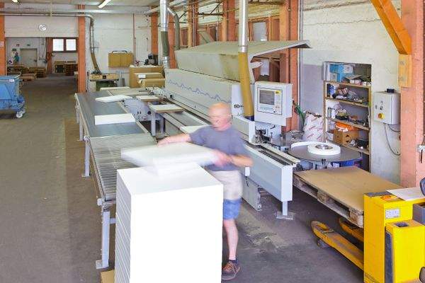 Produktionshalle innen