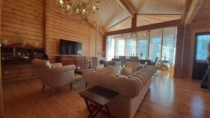 Photo: Villa in Marbella East