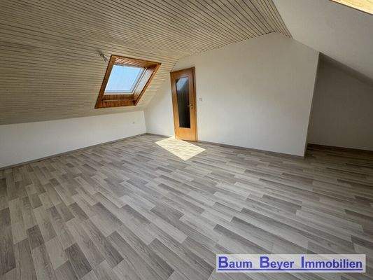 Gäste-/ Arbeitszimmer im Dachgeschoss 