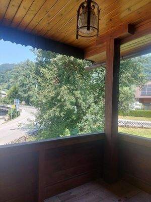 927, überdachte Terrasse