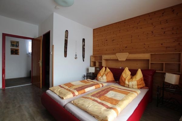 Schlafzimmer 3
