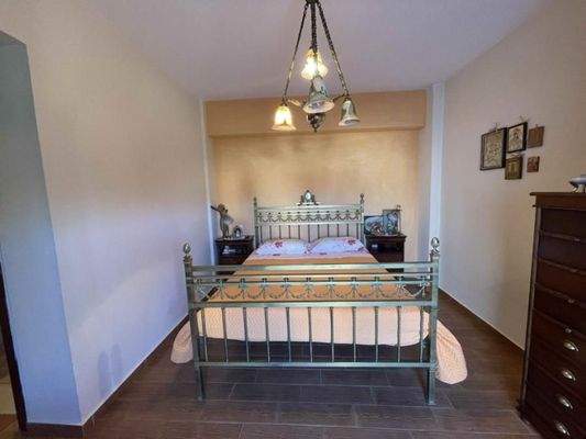 Kreta, Mixorrouma: Geräumige Villa mit separatem Gästeapartment zu verkaufen