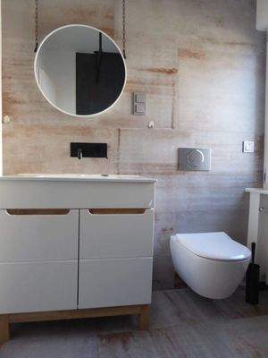 das moderne Tageslichtbad...