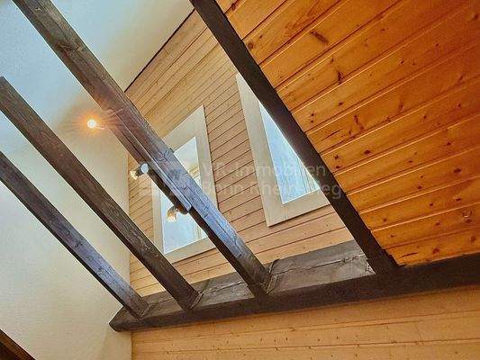 Dachschräge mit Fenster im 2.OG