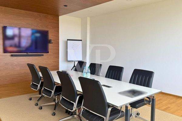 Beispieletage 2. OG: Fertiggestellte Besprechungsraum