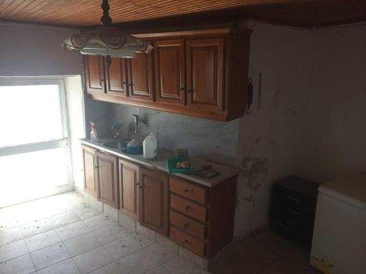 Kreta, Spilia: Renovierungsobjekt auf dem Land zu verkaufen