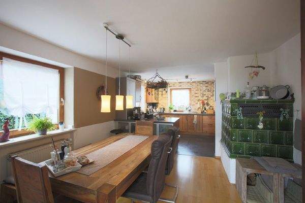 Essbereich mit Küche