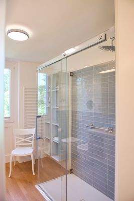 Badezimmer Ansicht 2