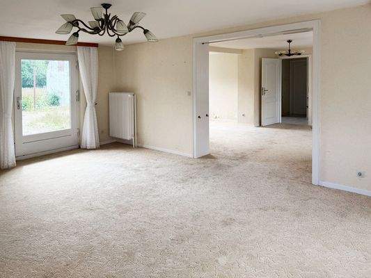 Offener Wohn- und Essbereich