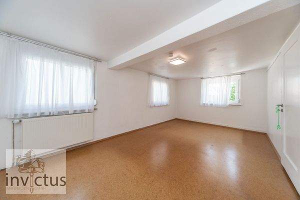 Schlafzimmer im OG mit separatem WC