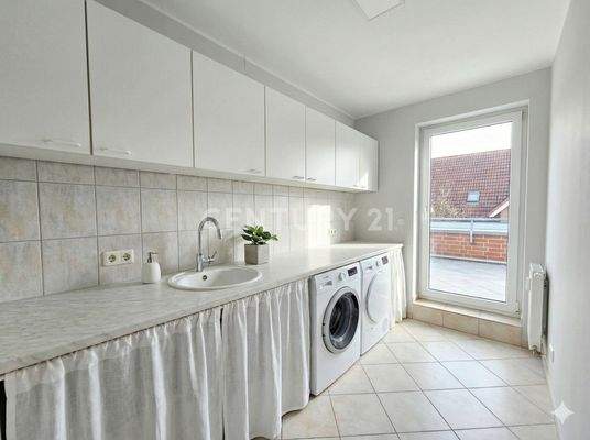 HWR mit Zugang zur Loggia visualisiert