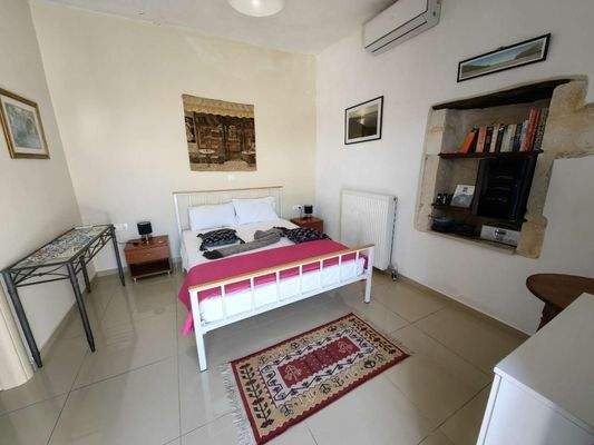 Kreta, Eleutherna: Freistehendes Steinhaus mit 2 unabhängigen Studios zum Verkauf