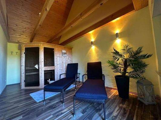 Erdgeschosswohnung - Sauna mit Ruhebereich im Nebengelass