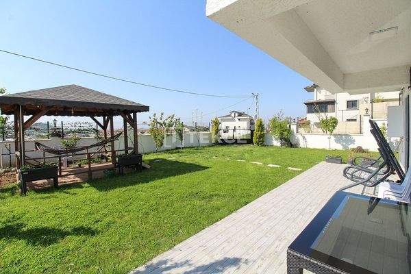 Detached Villa with Private Landscaping in Akköy