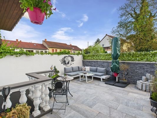 Terrasse / Zugang UG