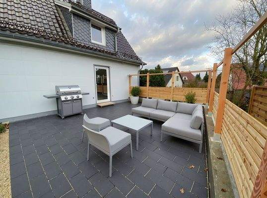 Terrasse - Möbel - gestaged - Lütt Immobilien - Raisdorf