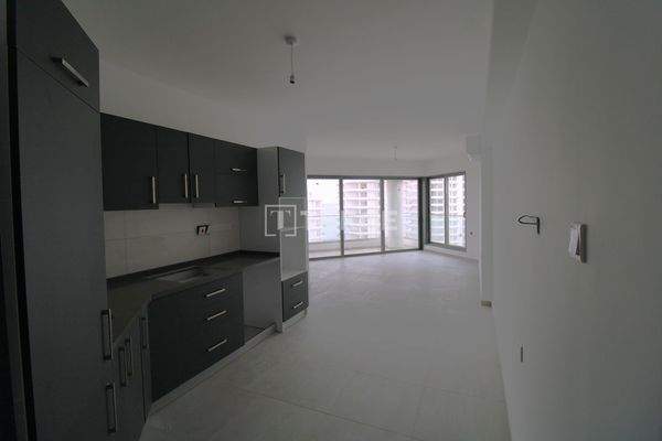 Flat in a Seafront Complex with Pool in Lefke Gaziveren