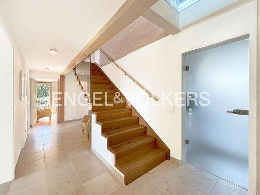 Hochwertige Holztreppe