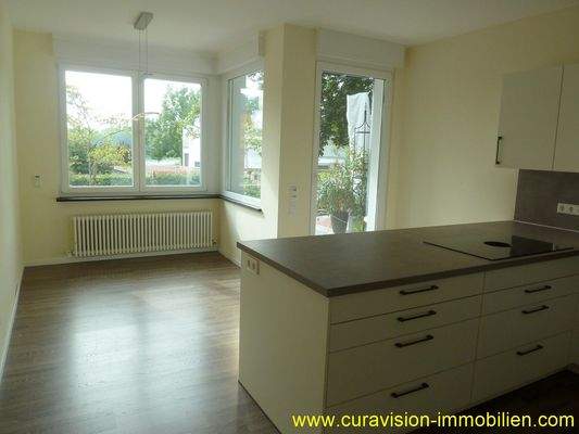 Küche mit Essplatz.JPG