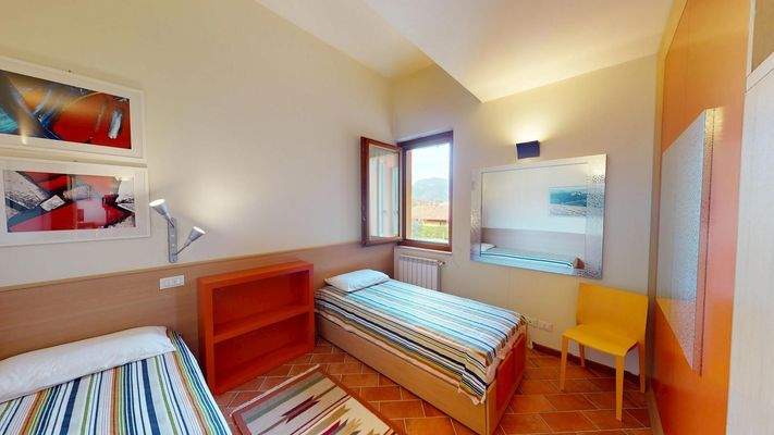 EB-035-432-Appartamento-in-residence-con-piscina-a