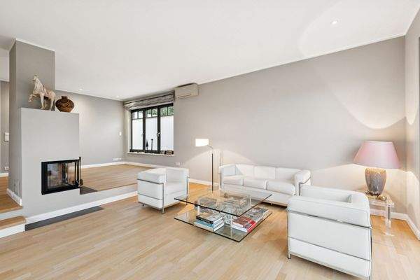 Wohnzimmer Kaminbereich