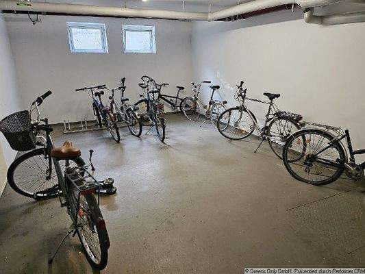 Fahrradraum 1