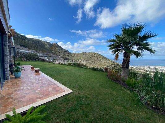 Houses with Magnificent Sea Views in Bodrum Turgutreis