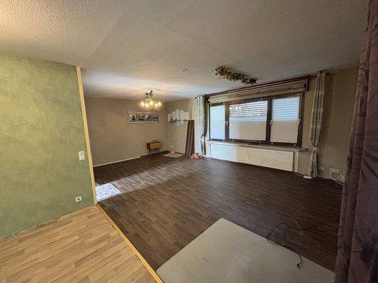 Blick ins Wohnzimmer / EG