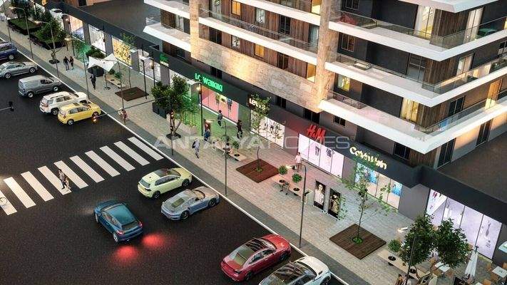 1 and 3-Bedroom Flats in a Complex with Pool in Altıntaş