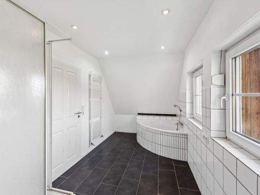 Badezimmer Wohnung 1