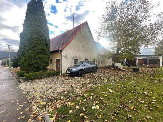 Giebel- Nachbargrundstück