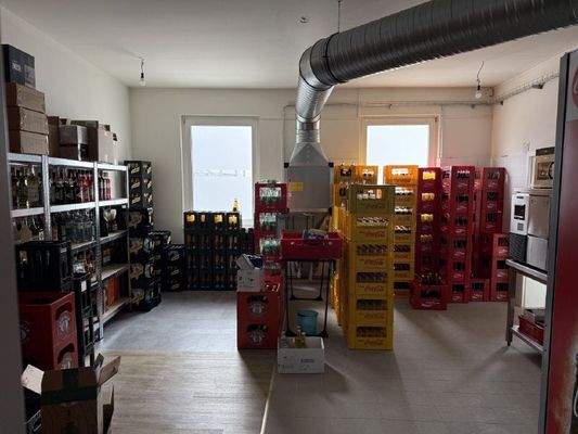 Lager mit Lueftungsanlage II