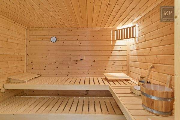 UG Sauna 
