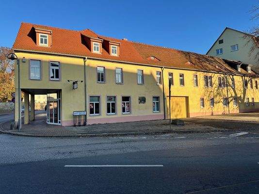 Wohn- und Geschäftshaus - Straßenansicht 3