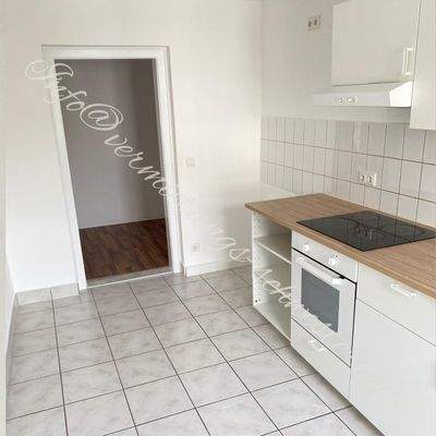 Küche inkl. EBK (2).jpg