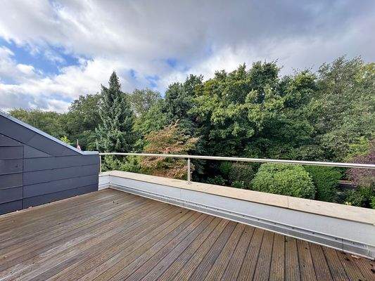 Ihre großzügige Dachterrasse