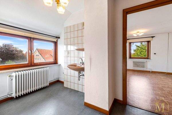 Flur mit Waschbecken