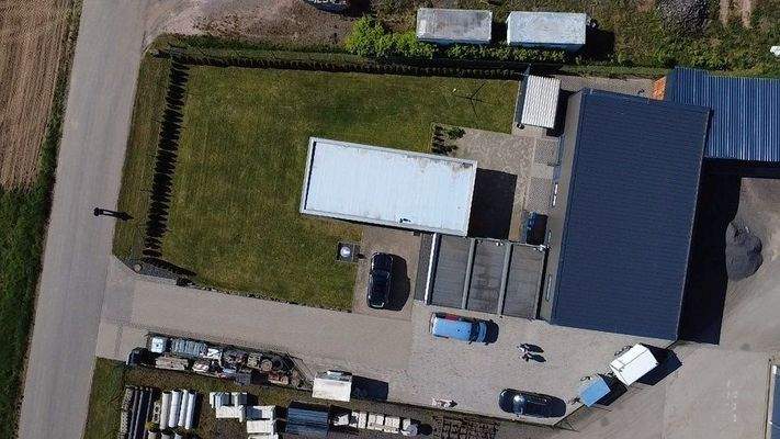 Drohnenbild vom Gesamtanwesen 1.377 qm 