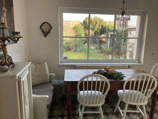 Essplatz im Anbau mit Blick