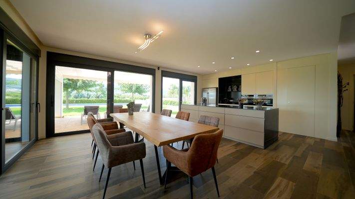 Essbereich mit Küche