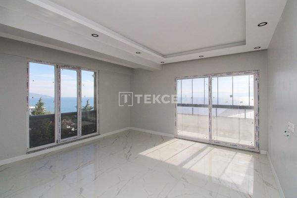 Elegant Apartments with Sea and City View in Yalova Armutlu