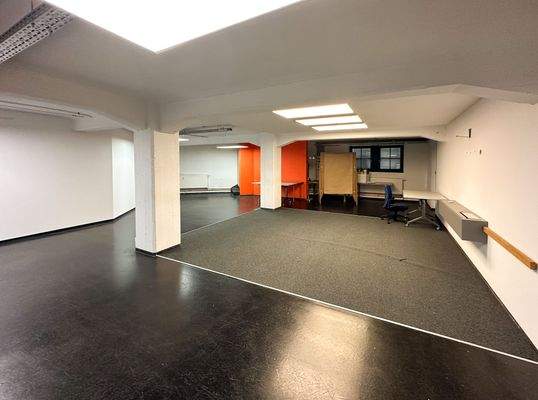 Werkstatt oder Lagerfläche