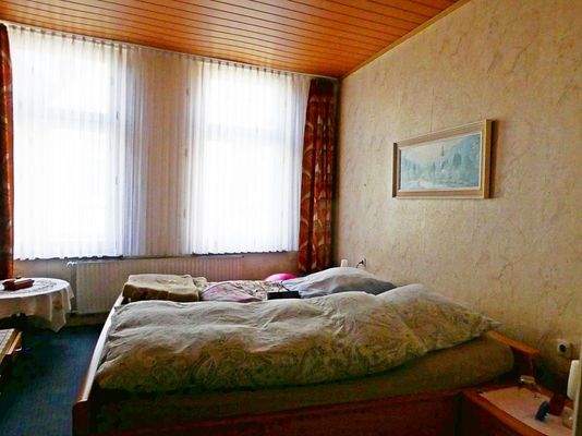 Schlafzimmer im OG