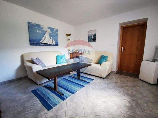 1727697959_img-20240930-wa0006