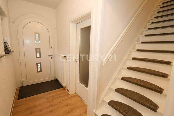 Eingangsbereich Whg 2 Zugang Whg 1