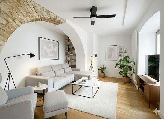 Helle Wohnzimmeransicht