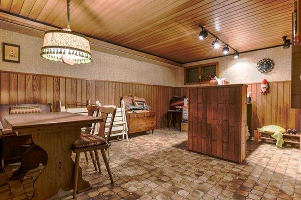 Partyraum im Keller