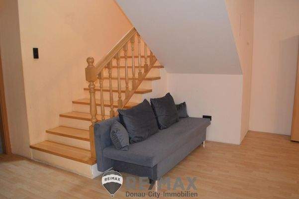 08. EFH 2062 Seefeld-Großkadolz - Stiegen