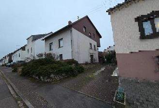 Vorderansicht von rechts